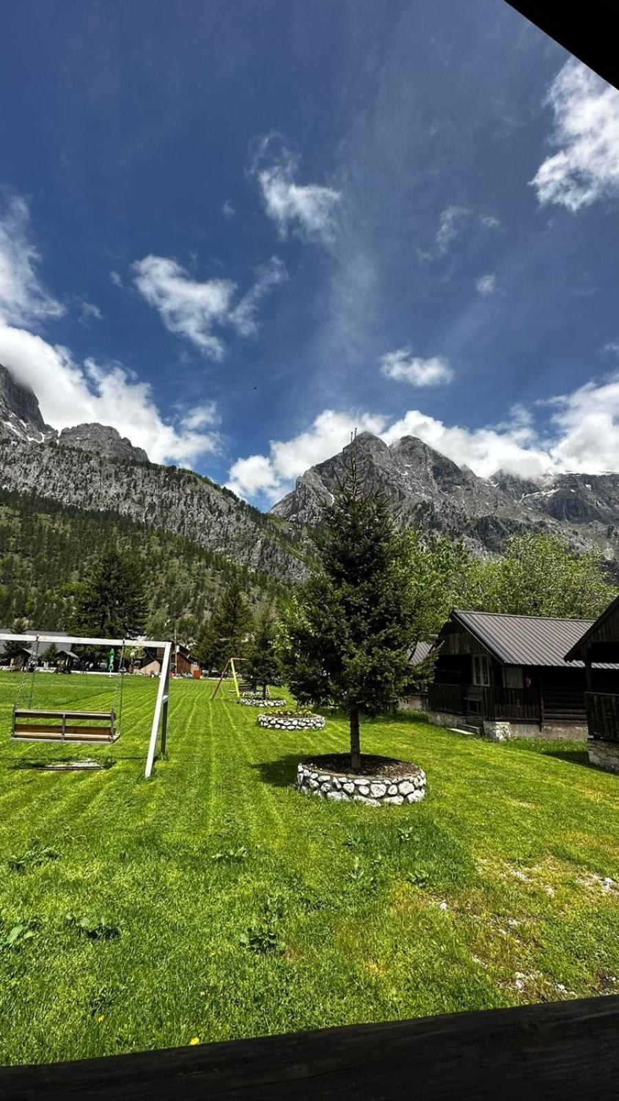 Hotel Tradita Valbone Luaran gambar